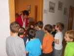 Děti hostily vlastnoručně vyrobeným cukrovím